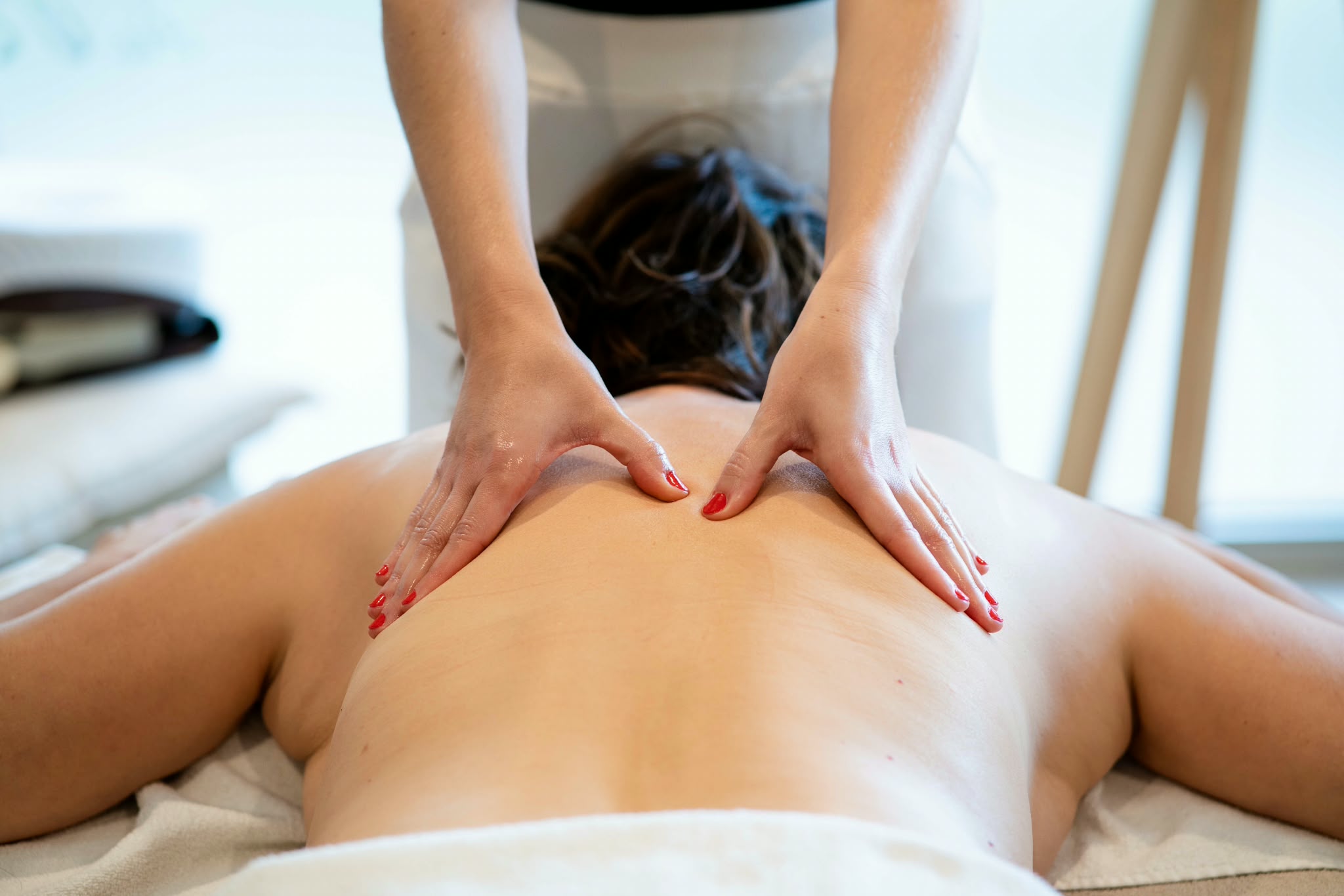 Massage relaxant du dos